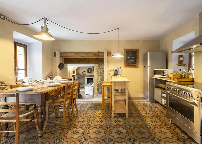 Il Glicine By Interhome Сasa de vacaciones Mergozzo